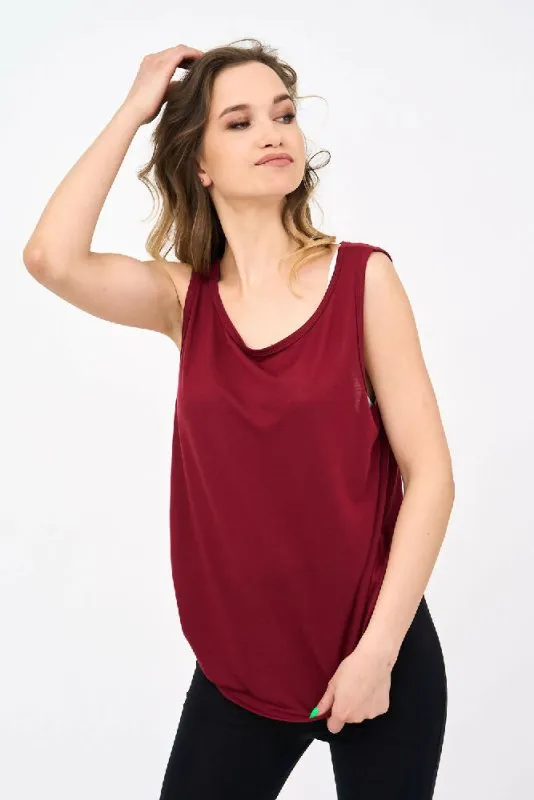 Women's Vests in Maroon!